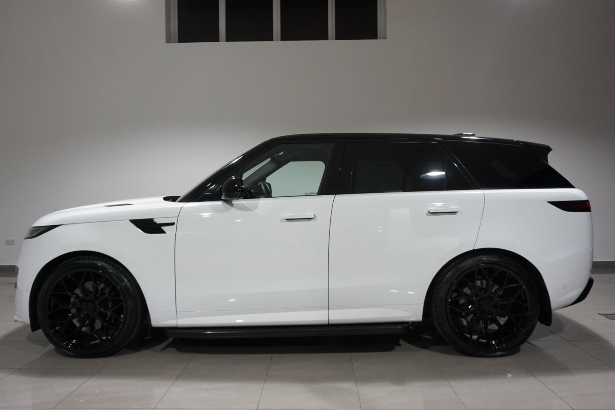 Land Rover Range Rover Sport 3.0 D300 MHEV Dynamic SE Auto 4WD Euro 6 (s/s) 5dr